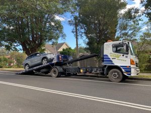 Hauling Vs Towing The Difference